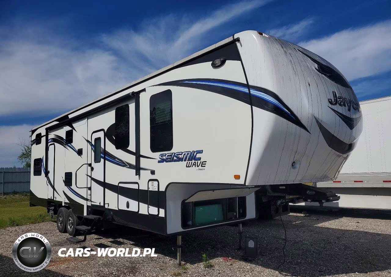 2015 Jayco Seismic Camper