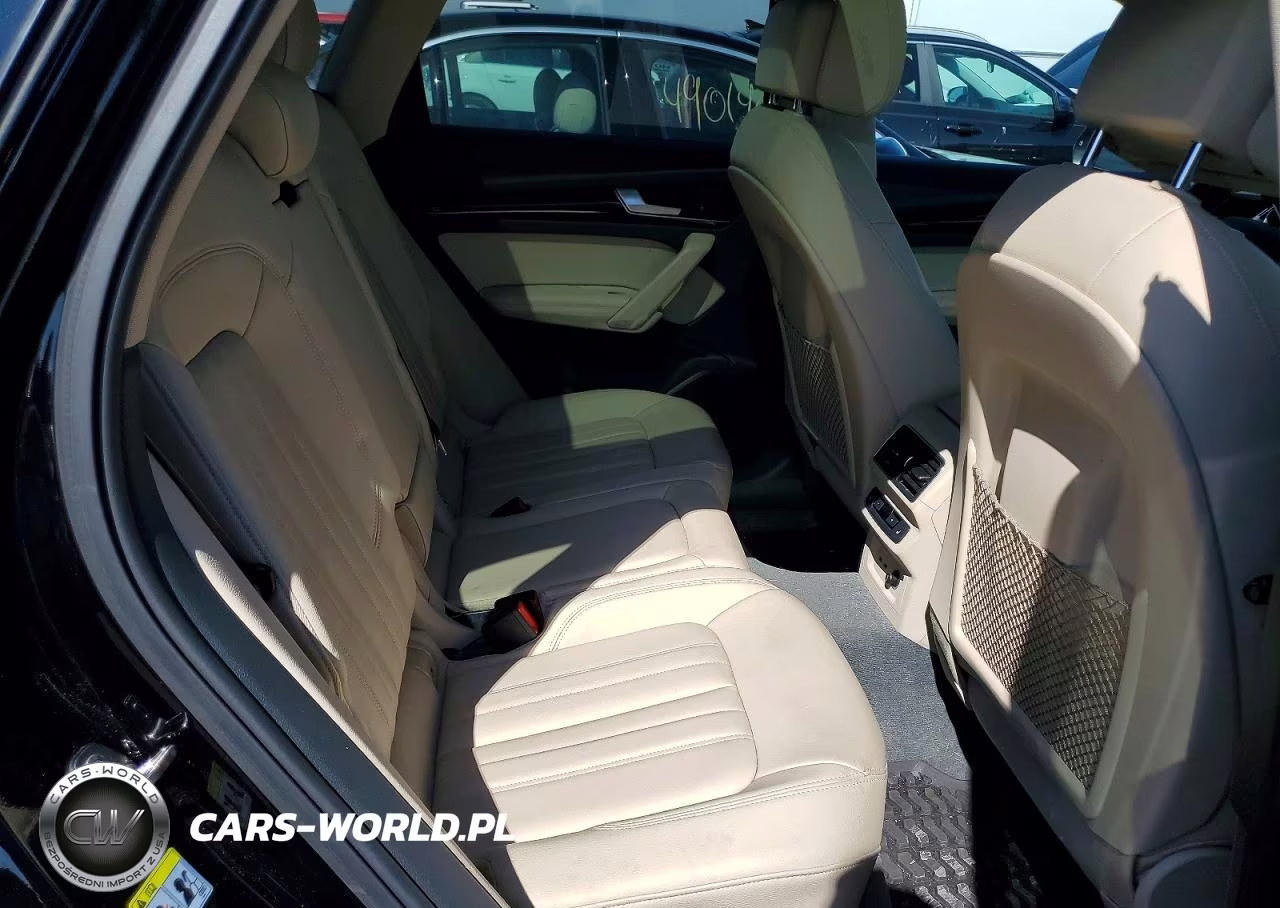 2019 Audi Q5 Premium Plus VIN:WA1BNAFYXK2117809 - 10