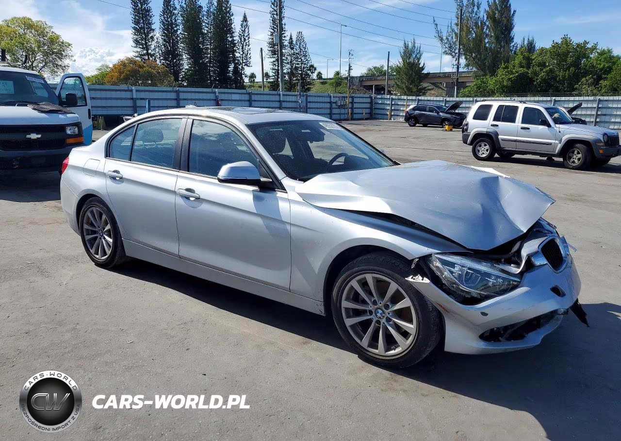 2018 BMW 320 I VIN:WBA8E1G59JNU92475 - 4
