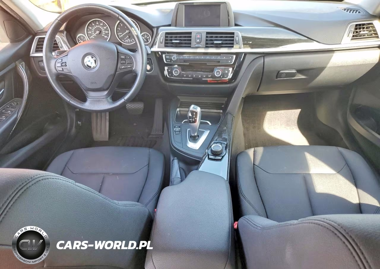 2018 BMW 320 I VIN:WBA8E1G59JNU92475 - 8