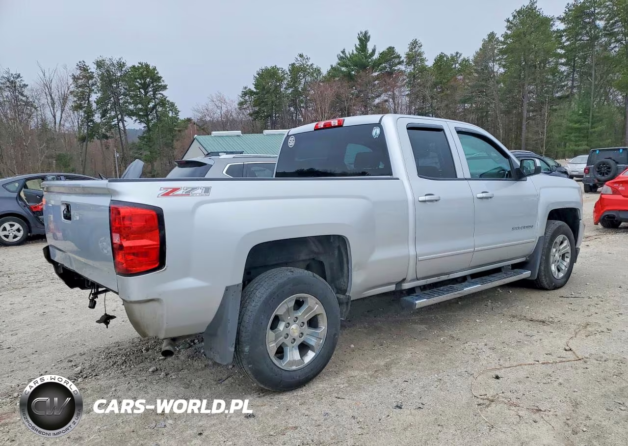2017 Chevrolet Silverado K1500 Lt VIN:1GCVKREC6HZ390732 - 3