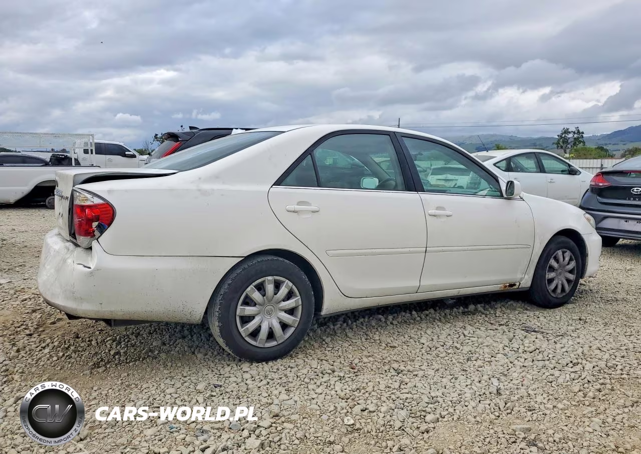 2006 Toyota Camry Le VIN:4T1BE32K56U678136 - 3