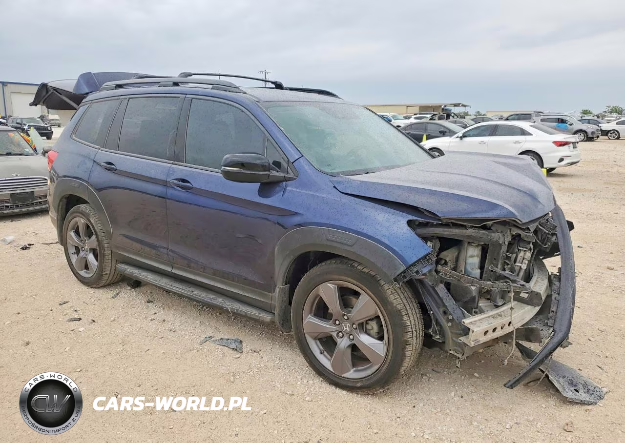 2019 Honda Passport Touring VIN:5FNYF7H95KB000125 - 4
