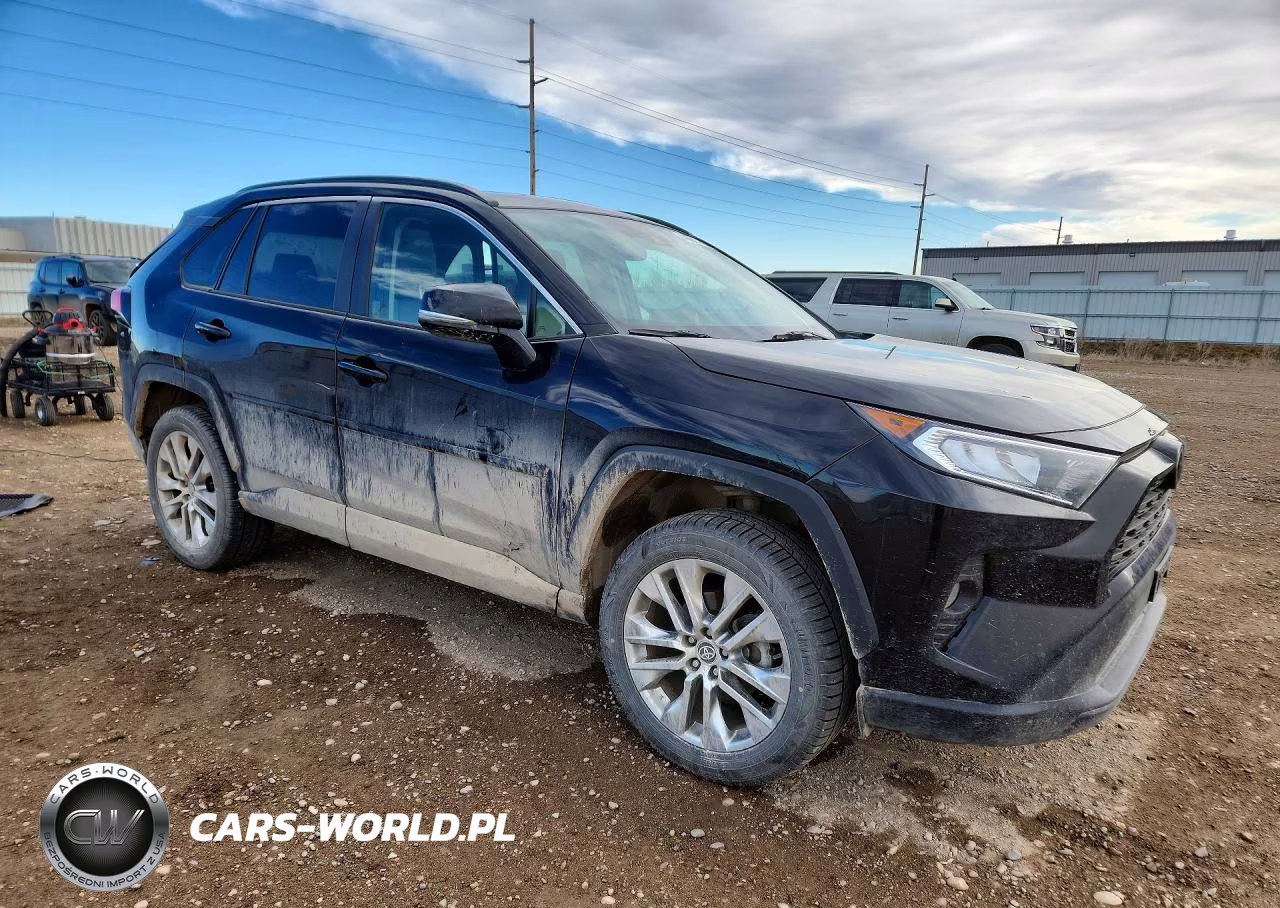 2021 Toyota Rav4 Xle Premium VIN:2T3A1RFVXMC180440 - 4