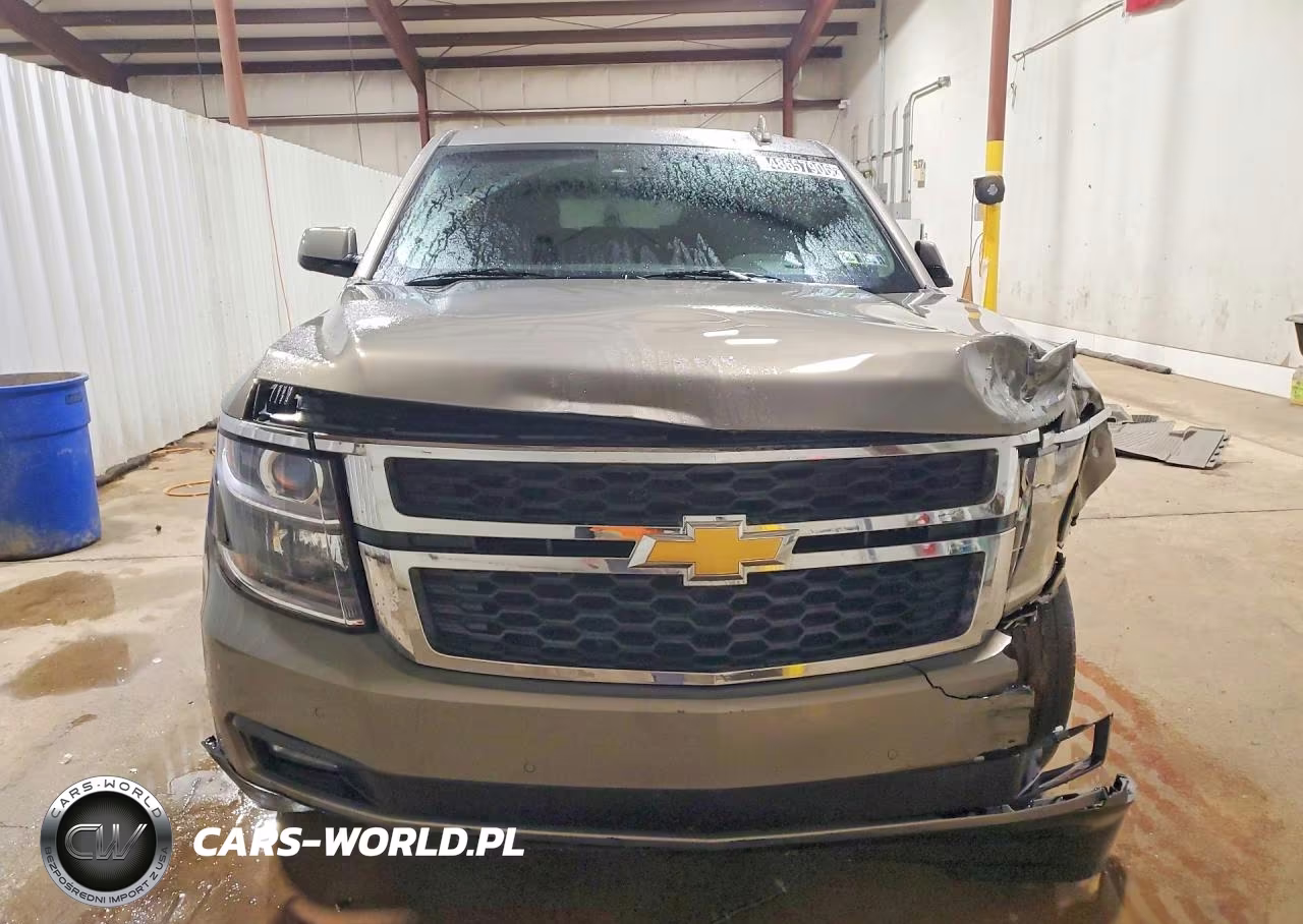 2017 Chevrolet Tahoe C1500 Lt VIN:1GNSCBKC3HR321922 - 5