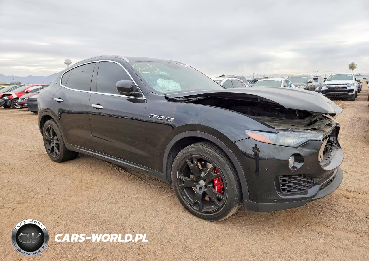 2017 Maserati Levante S VIN:ZN661YUA3HX243814 - 4