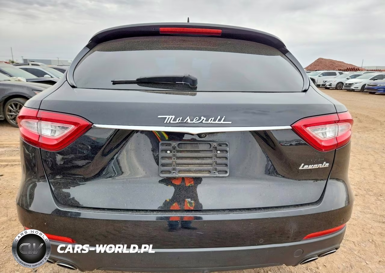 2017 Maserati Levante S VIN:ZN661YUA3HX243814 - 6