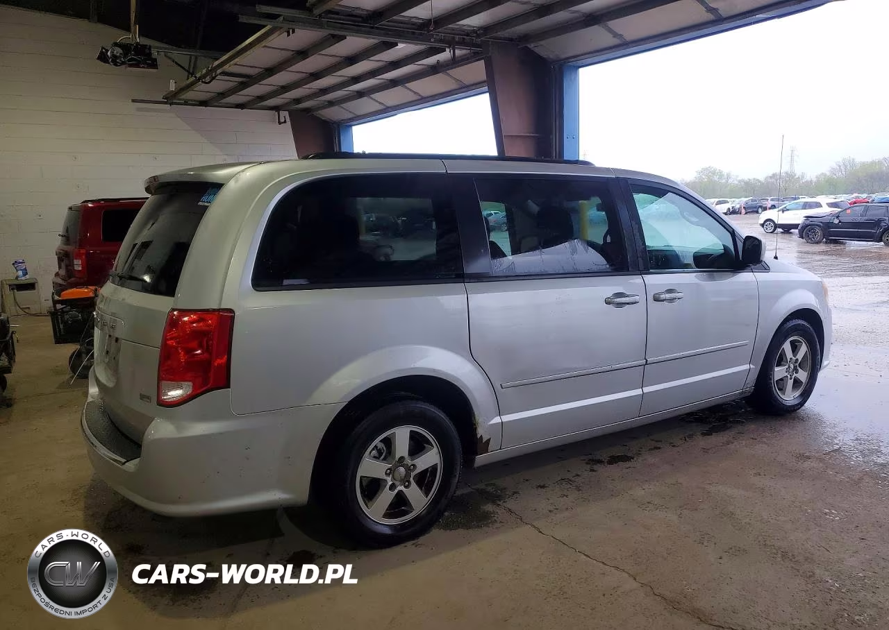 2011 Dodge Grand Caravan Mainstreet VIN:2D4RN3DG2BR640157 - 3
