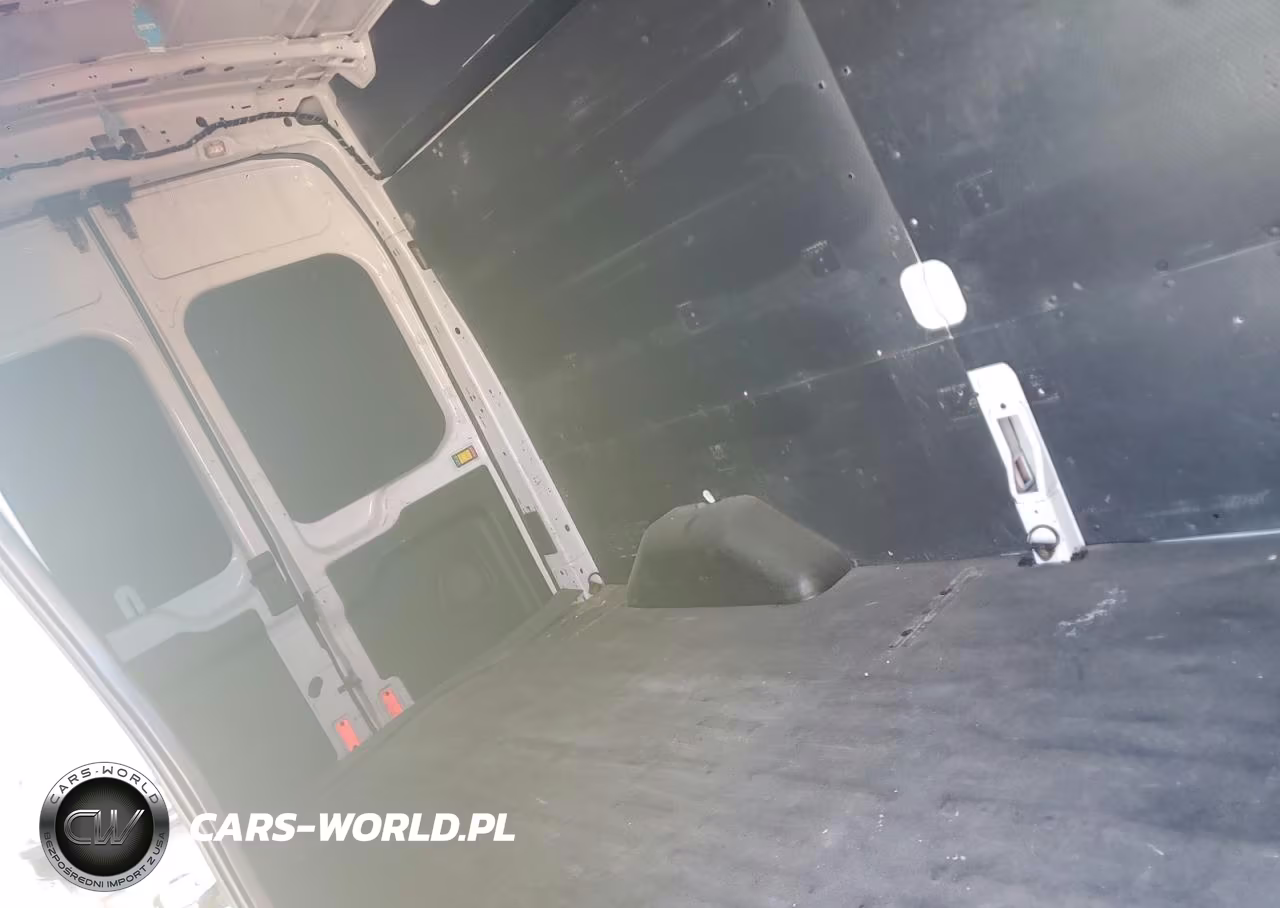 2018 Ford Transit Delivery Van VIN:1FTYR2XM7JKA12262 - 10