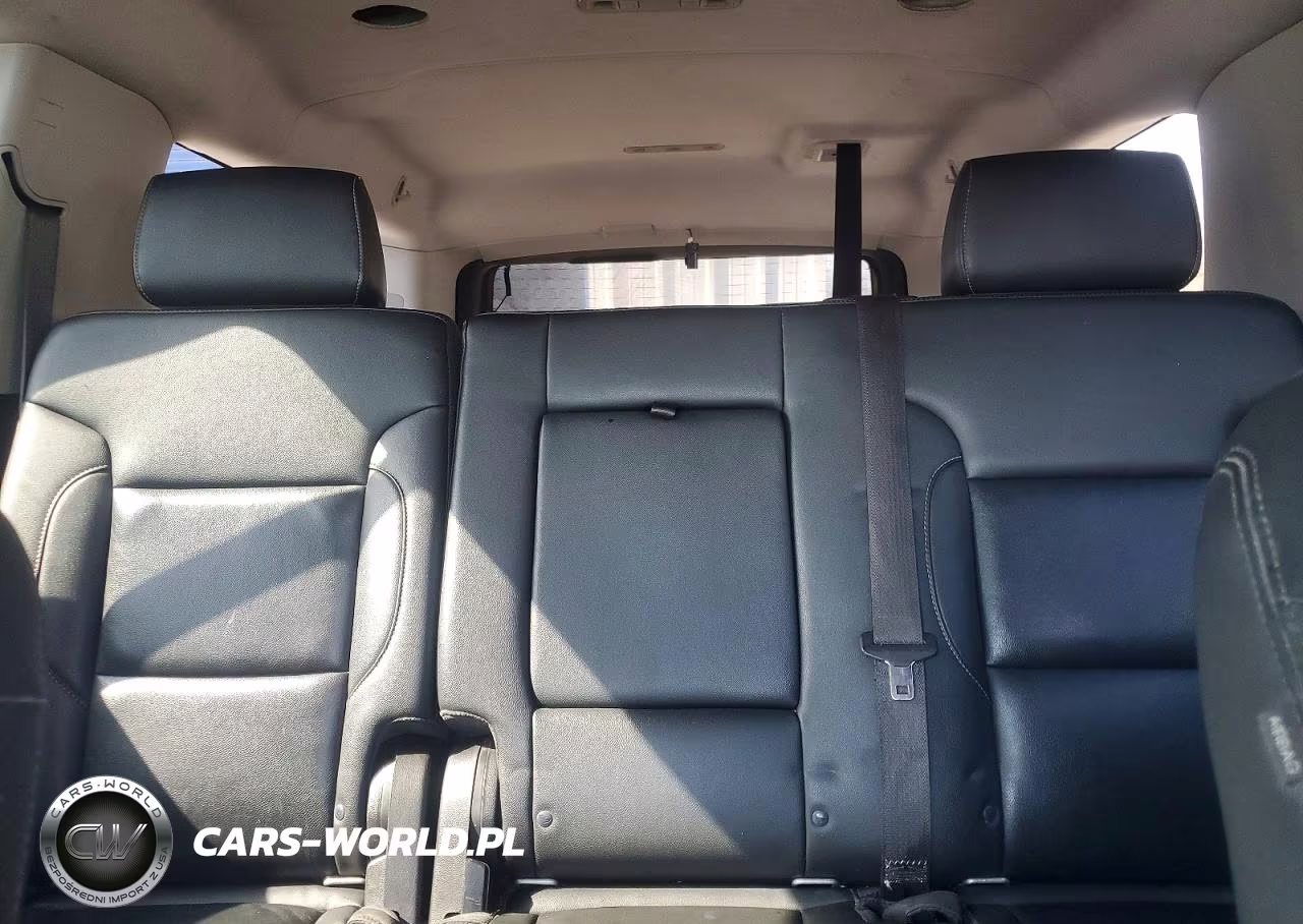 2018 Chevrolet Suburban K1500 Lt VIN:1GNSKHKC3JR116645 - 10