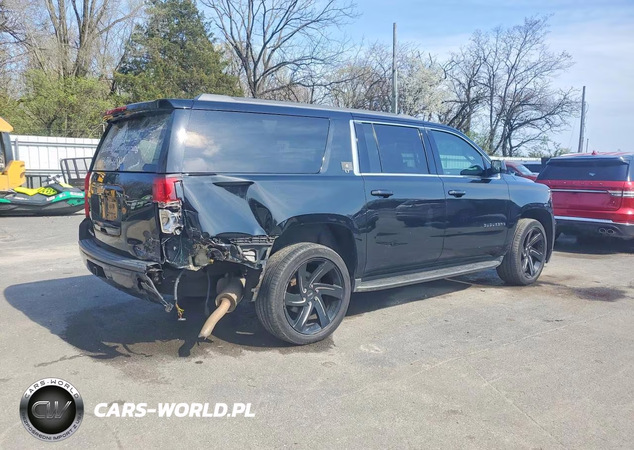 2018 Chevrolet Suburban K1500 Lt VIN:1GNSKHKC3JR116645 - 3