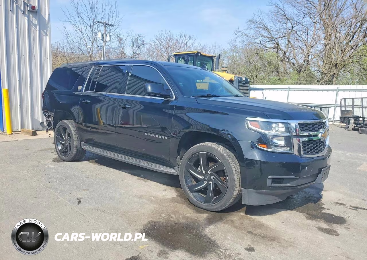 2018 Chevrolet Suburban K1500 Lt VIN:1GNSKHKC3JR116645 - 4