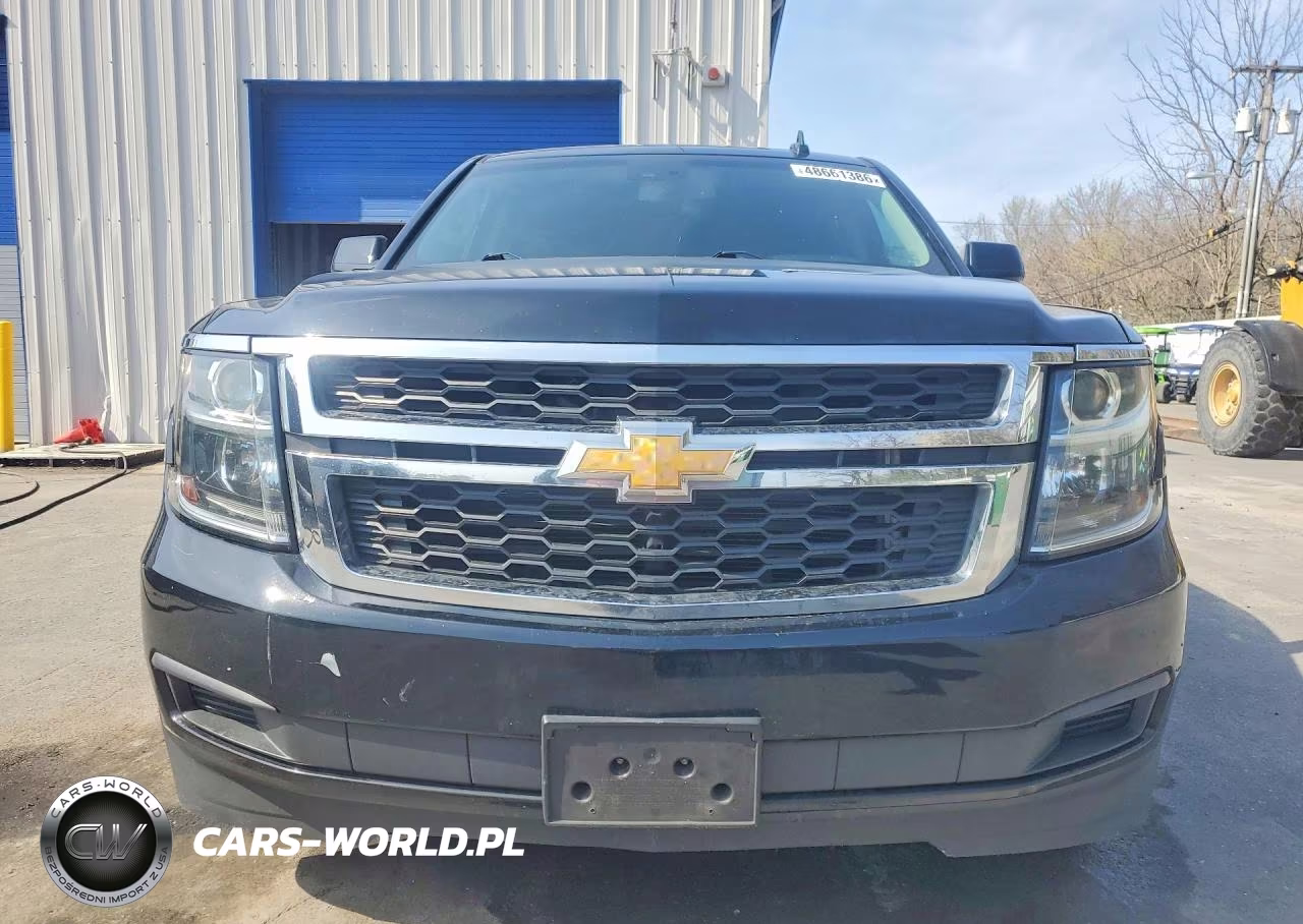 2018 Chevrolet Suburban K1500 Lt VIN:1GNSKHKC3JR116645 - 5