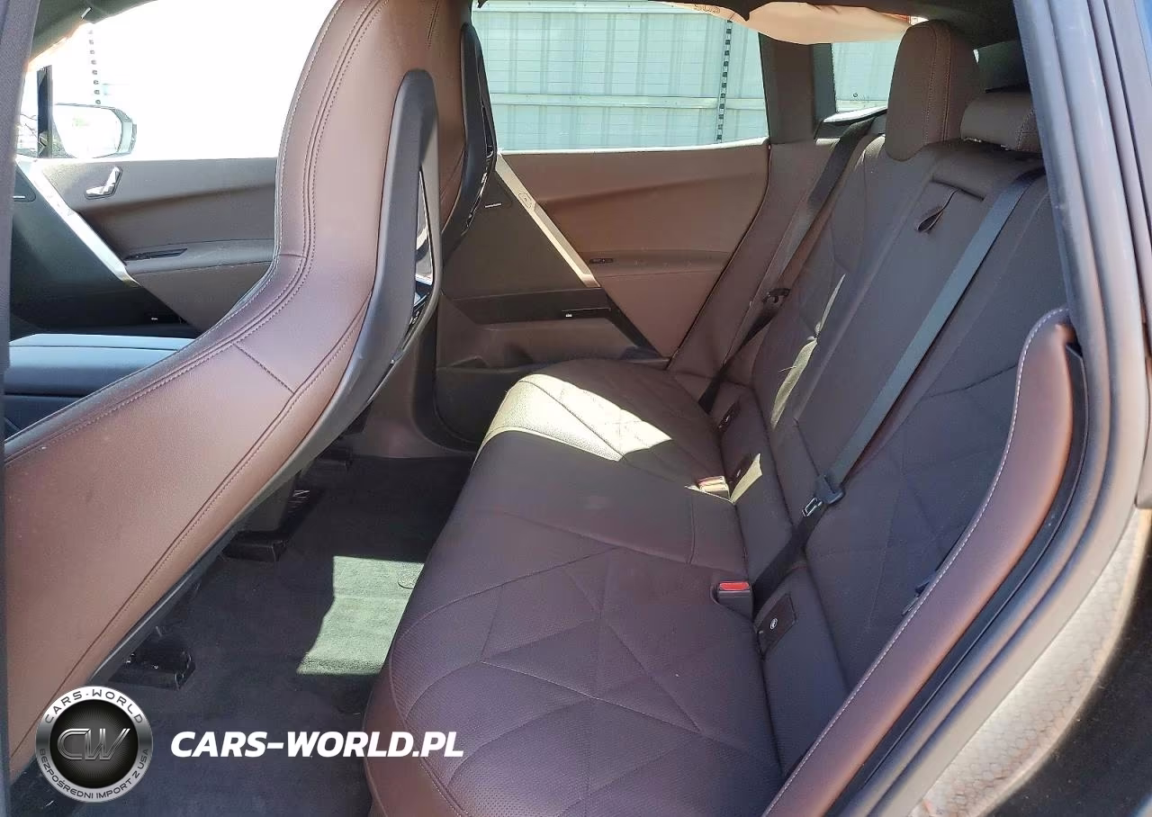 2026 BMW Ix xDrive45 VIN:WB543CF06TCV37620 - 11