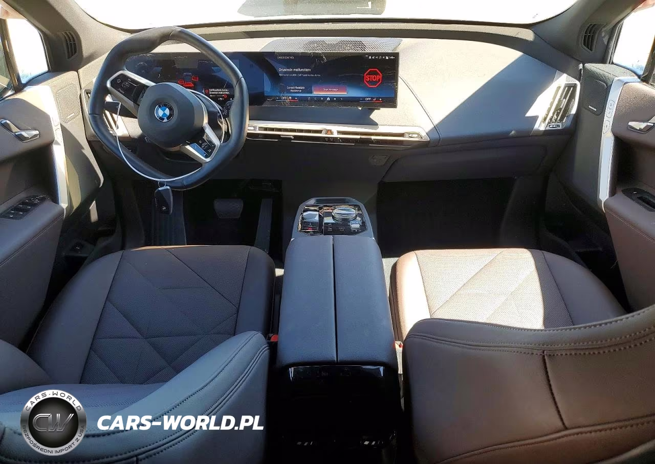 2026 BMW Ix xDrive45 VIN:WB543CF06TCV37620 - 8