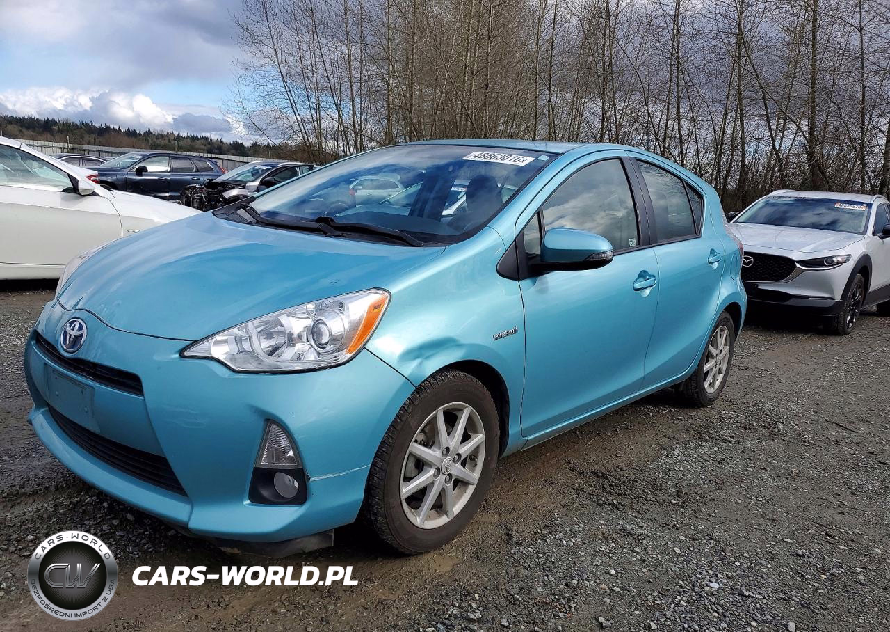 2014 Toyota Prius C Four