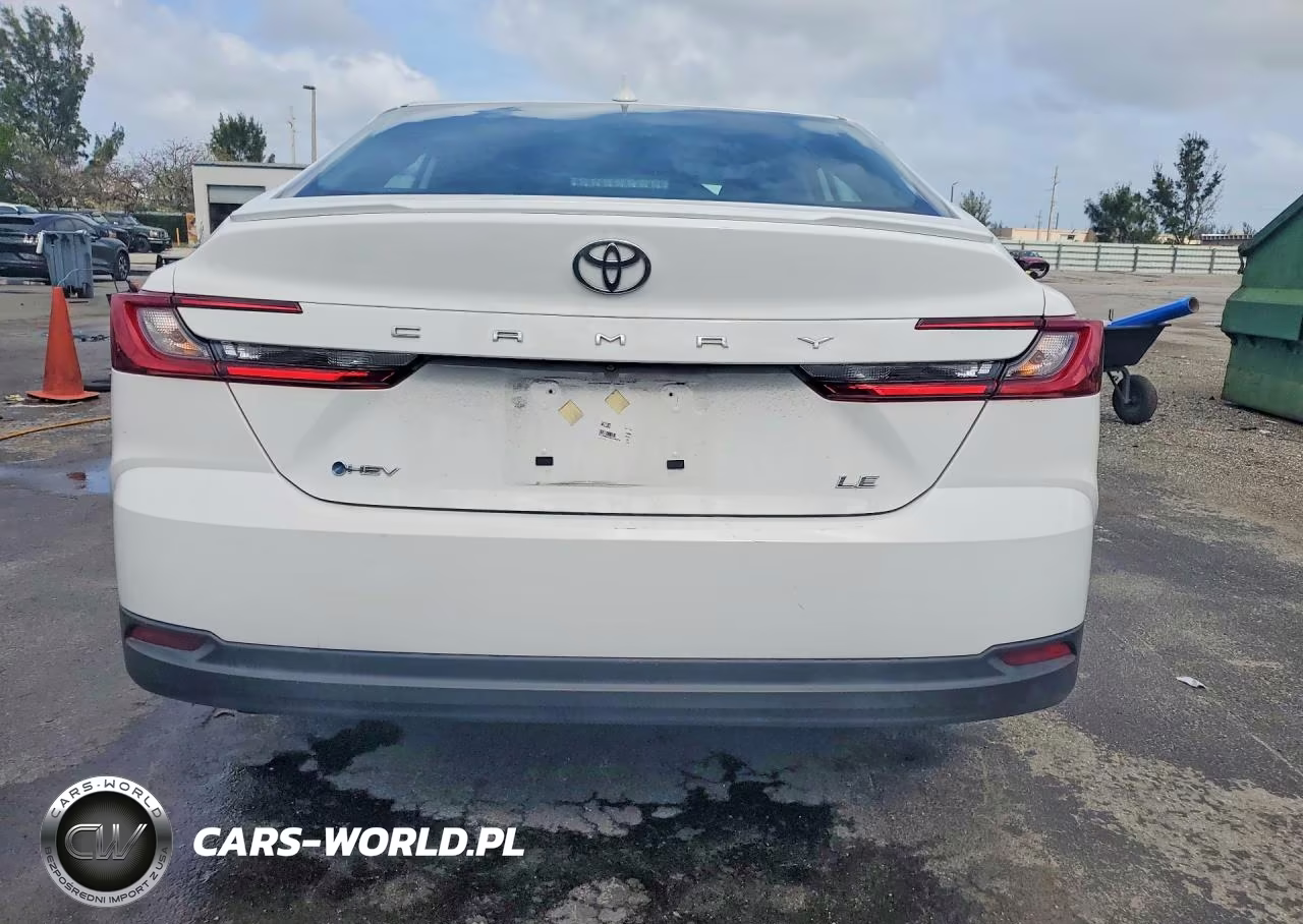 2025 Toyota Camry Le VIN:4T1DAACK4SU145678 - 6