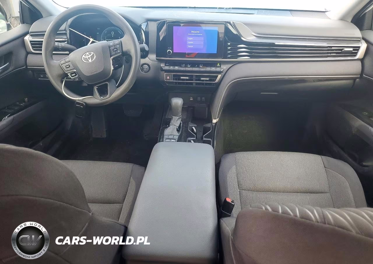 2025 Toyota Camry Le VIN:4T1DAACK4SU145678 - 8