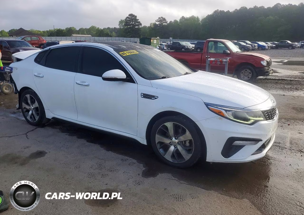 2020 Kia Optima S VIN:5XXGT4L36LG404376 - 4