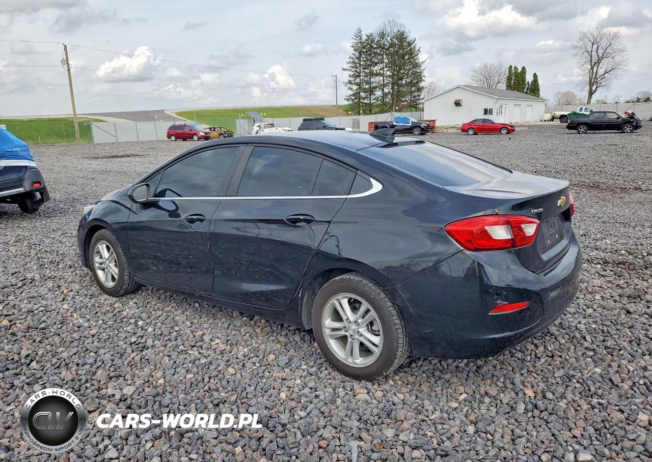 2018 Chevrolet Cruze Lt VIN:1G1BE5SM5J7143471 - 2