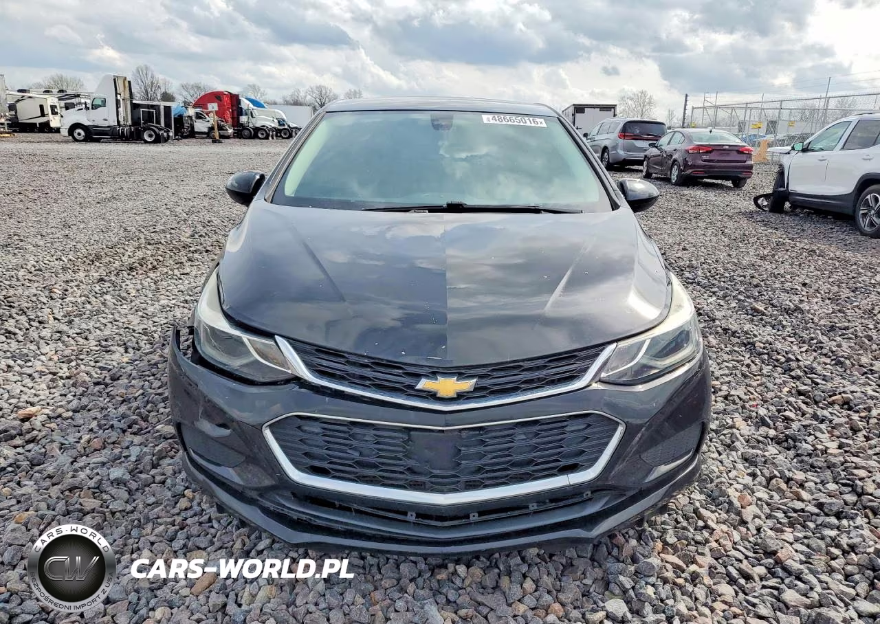 2018 Chevrolet Cruze Lt VIN:1G1BE5SM5J7143471 - 5