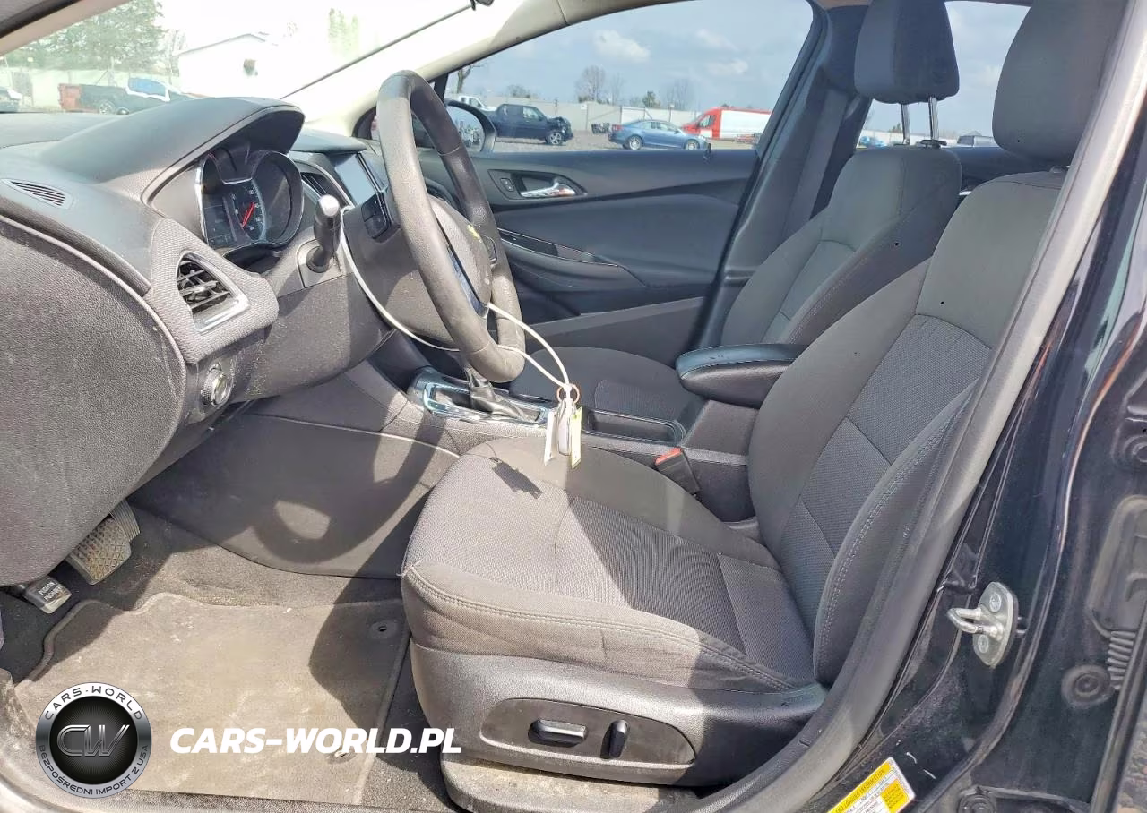 2018 Chevrolet Cruze Lt VIN:1G1BE5SM5J7143471 - 7