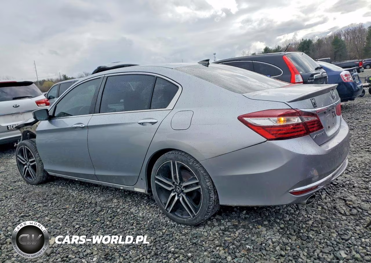 2017 Honda Accord Sport Special Edition VIN:1HGCR2F19HA058968 - 2