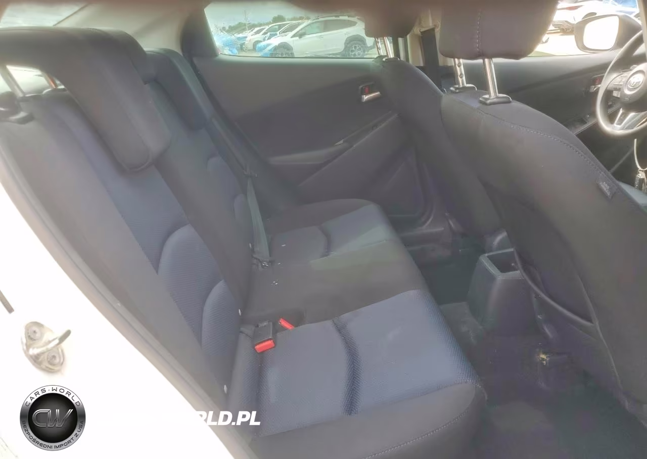 2017 Toyota Yaris Ia Base VIN:3MYDLBYV9HY192123 - 10