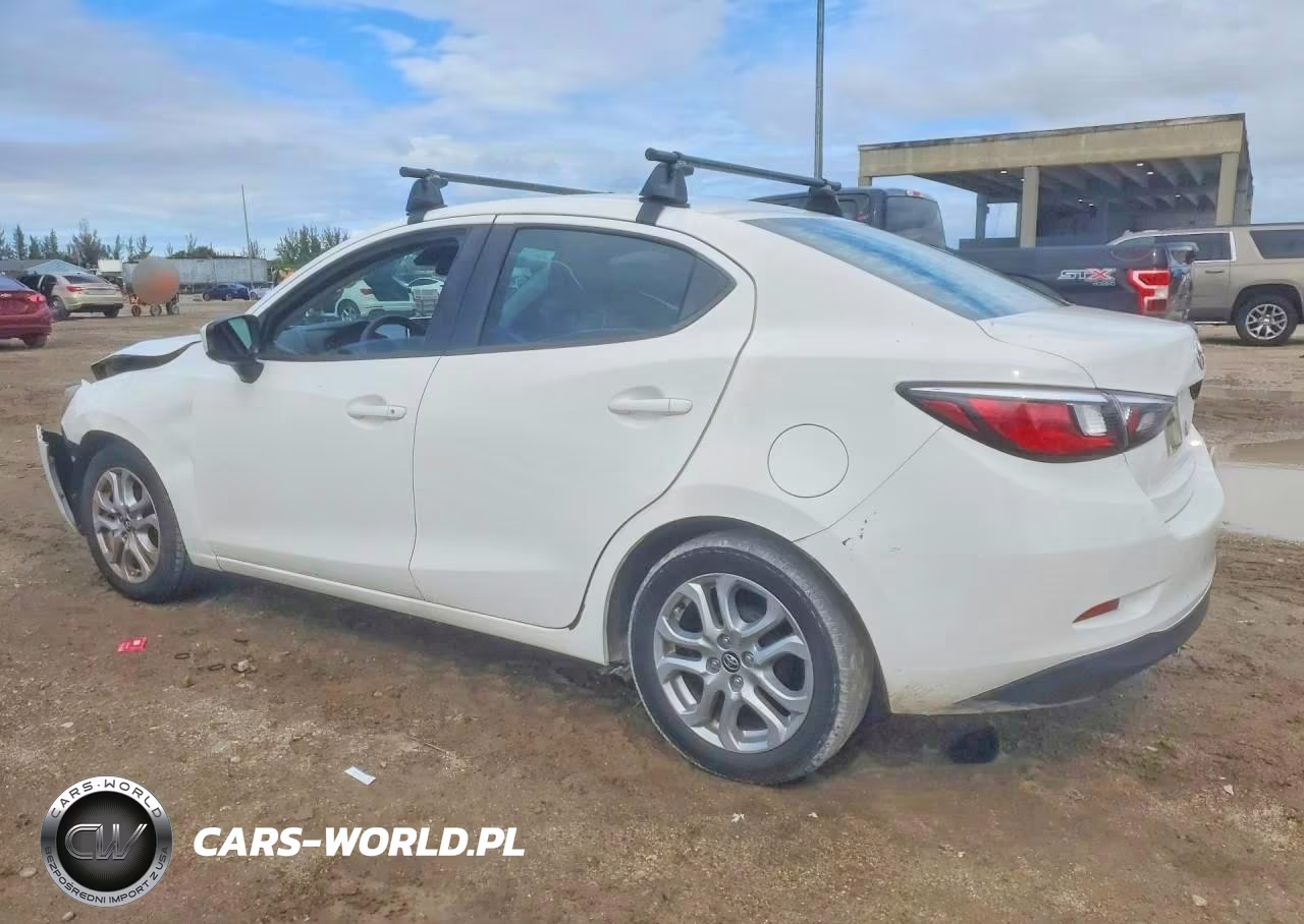 2017 Toyota Yaris Ia Base VIN:3MYDLBYV9HY192123 - 2