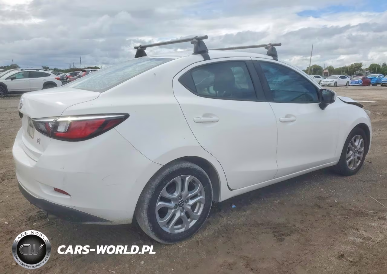 2017 Toyota Yaris Ia Base VIN:3MYDLBYV9HY192123 - 3