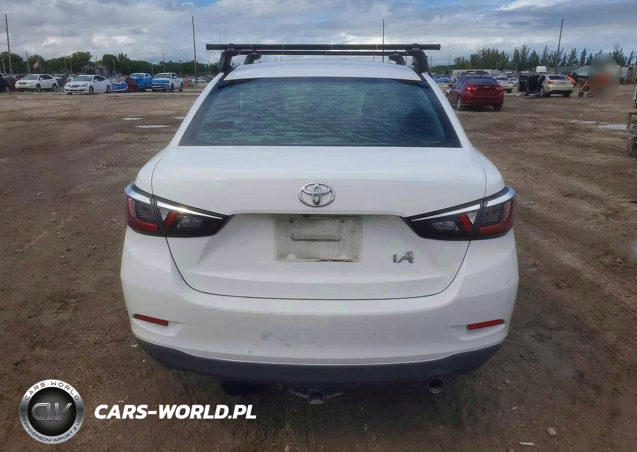 2017 Toyota Yaris Ia Base VIN:3MYDLBYV9HY192123 - 6