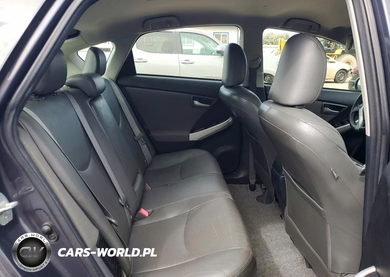 2013 Toyota Prius One VIN:JTDKN3DU8D1617817 - 10