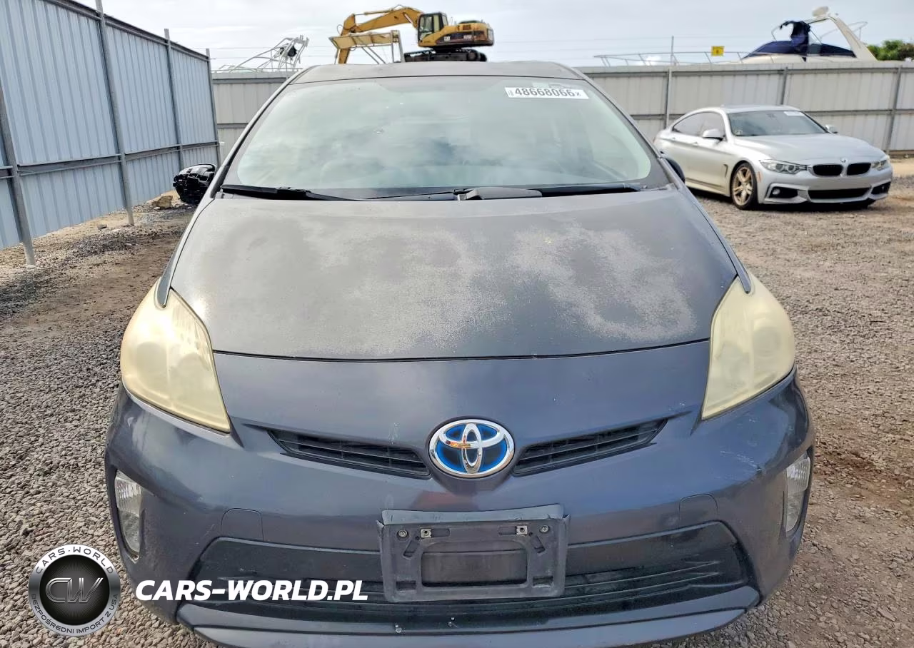 2013 Toyota Prius One VIN:JTDKN3DU8D1617817 - 5