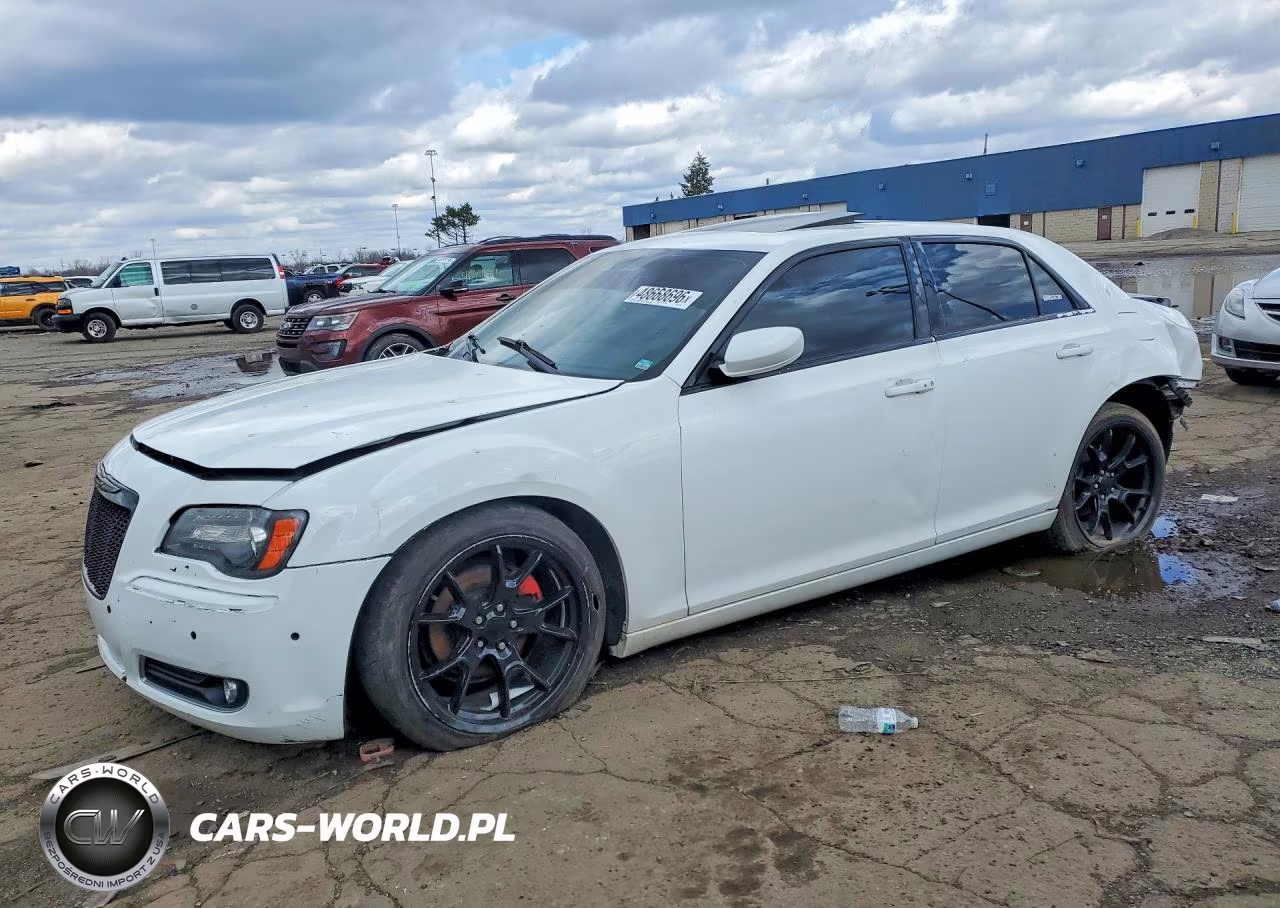 2014 Chrysler 300 S – zdjęcie 1 z 12