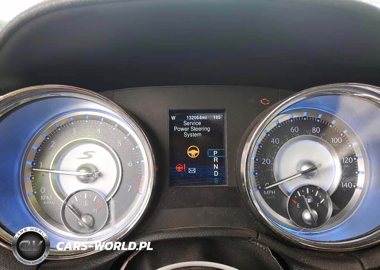 2014 Chrysler 300 S VIN:2C3CCABG6EH144356 - 9