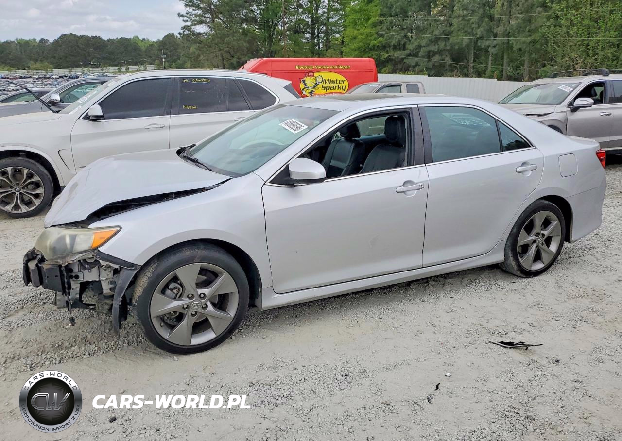 2014 Toyota Camry Se V6