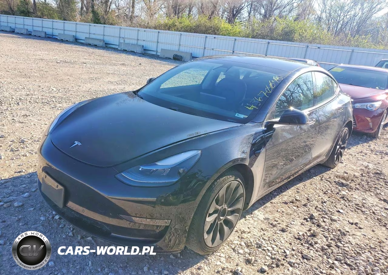 2021 Tesla Model 3 – zdjęcie 1 z 12