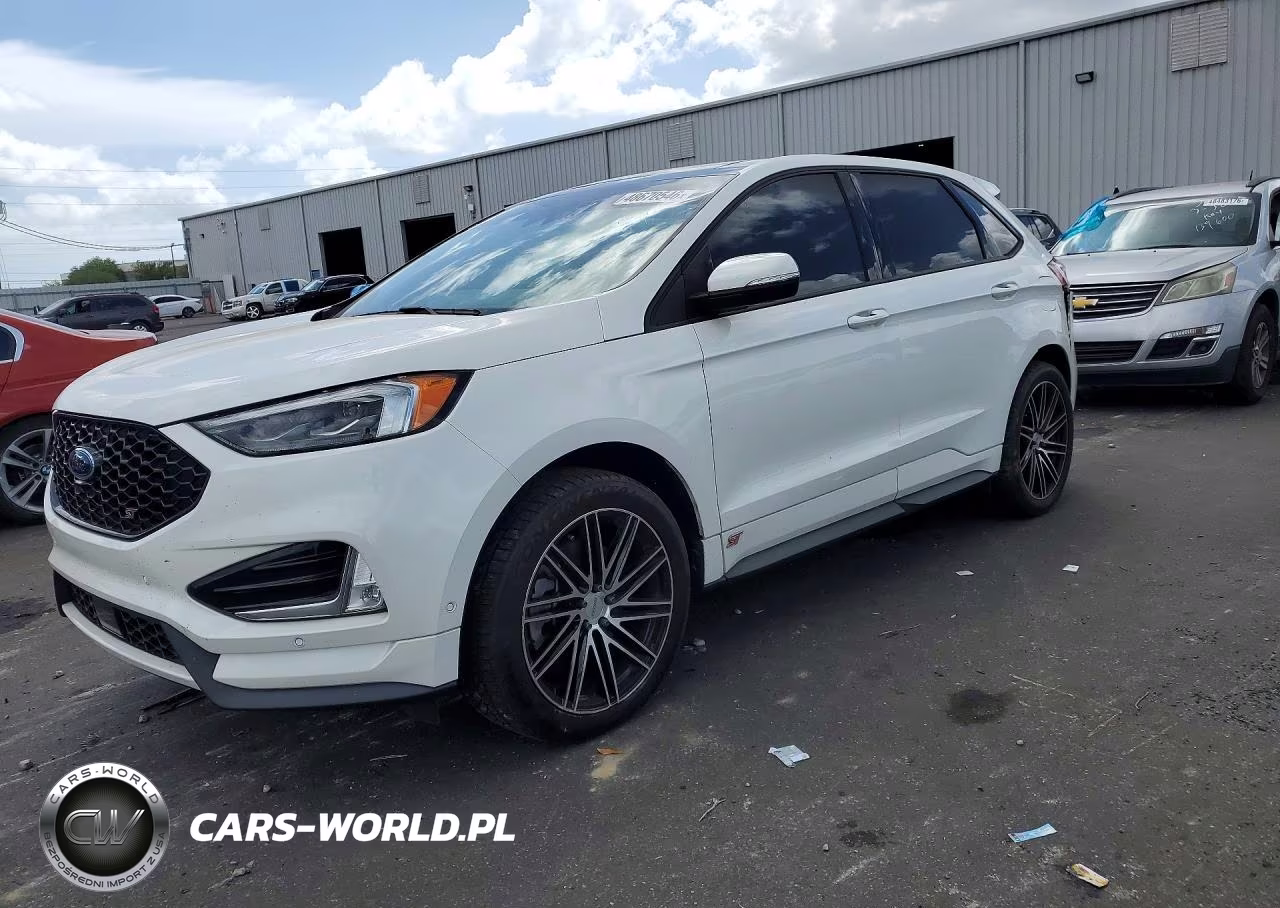 2022 Ford Edge St – zdjęcie 1 z 12