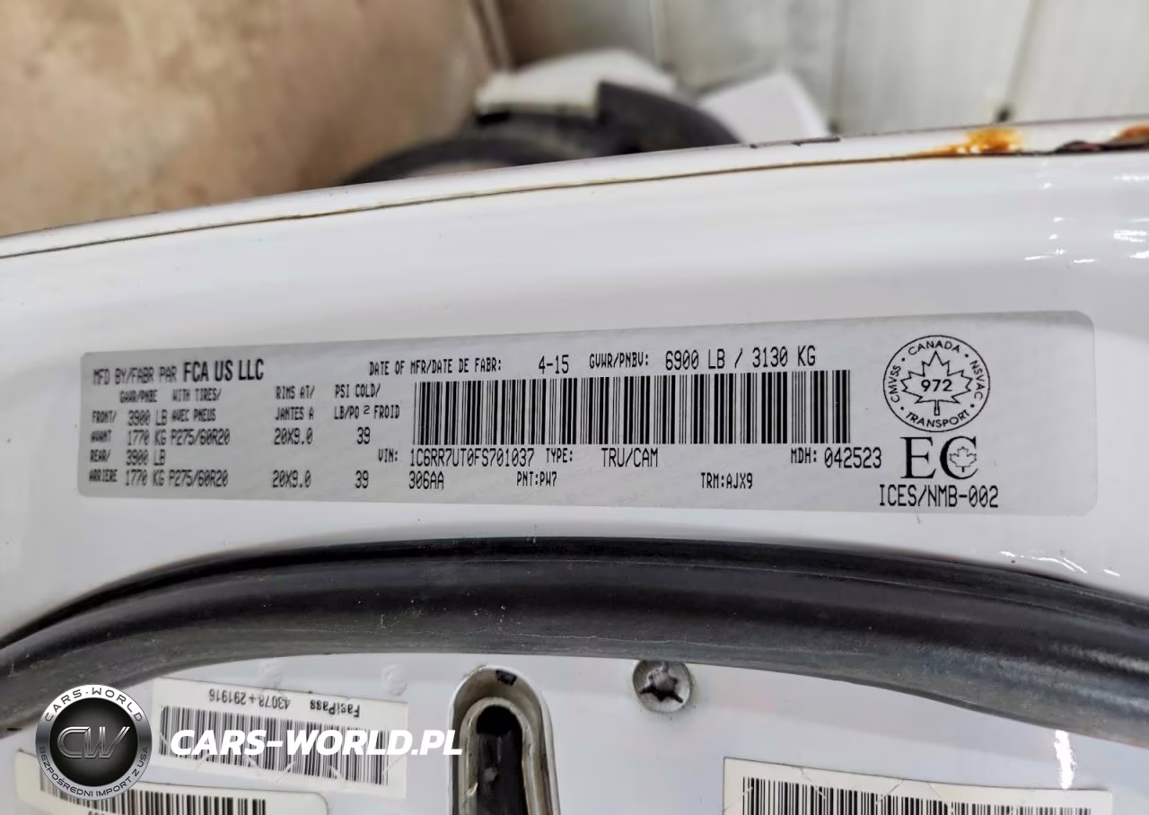 2015 Ram 1500 Sport VIN:1C6RR7UT0FS701037 - 12