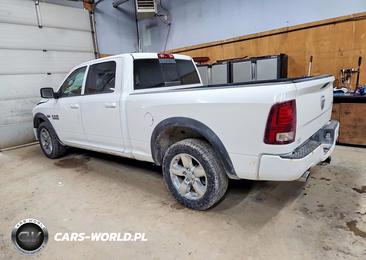 2015 Ram 1500 Sport VIN:1C6RR7UT0FS701037 - 2