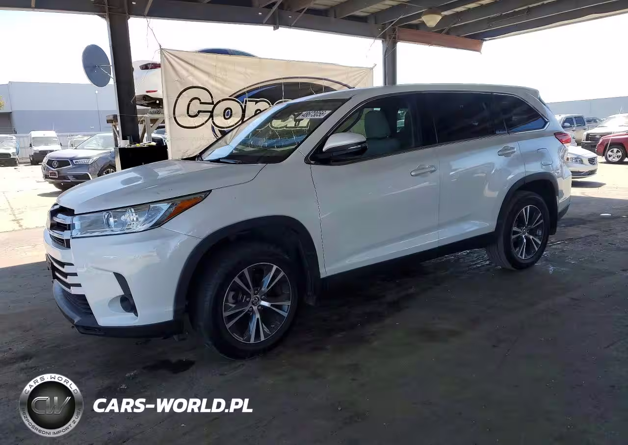 2019 Toyota Highlander Le