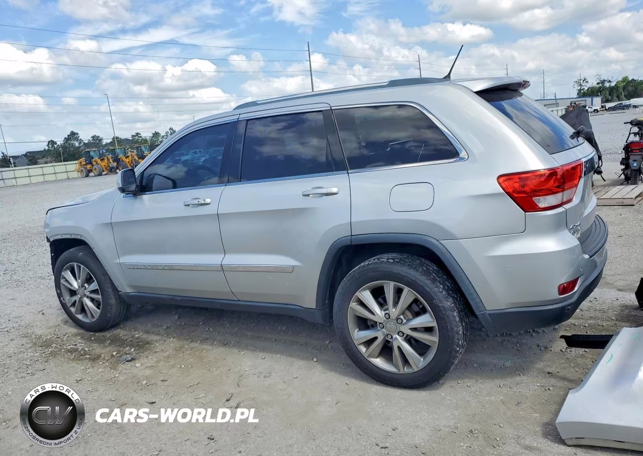 2013 Jeep Grand Cherokee Laredo VIN:1C4RJFAG4DC644298 - 2