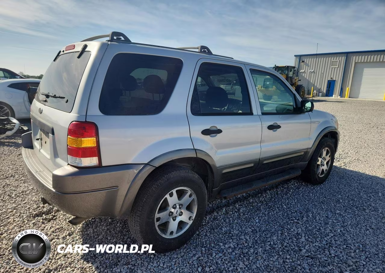 2004 Ford Escape VIN:1FMYU031X4KA15249 - 3