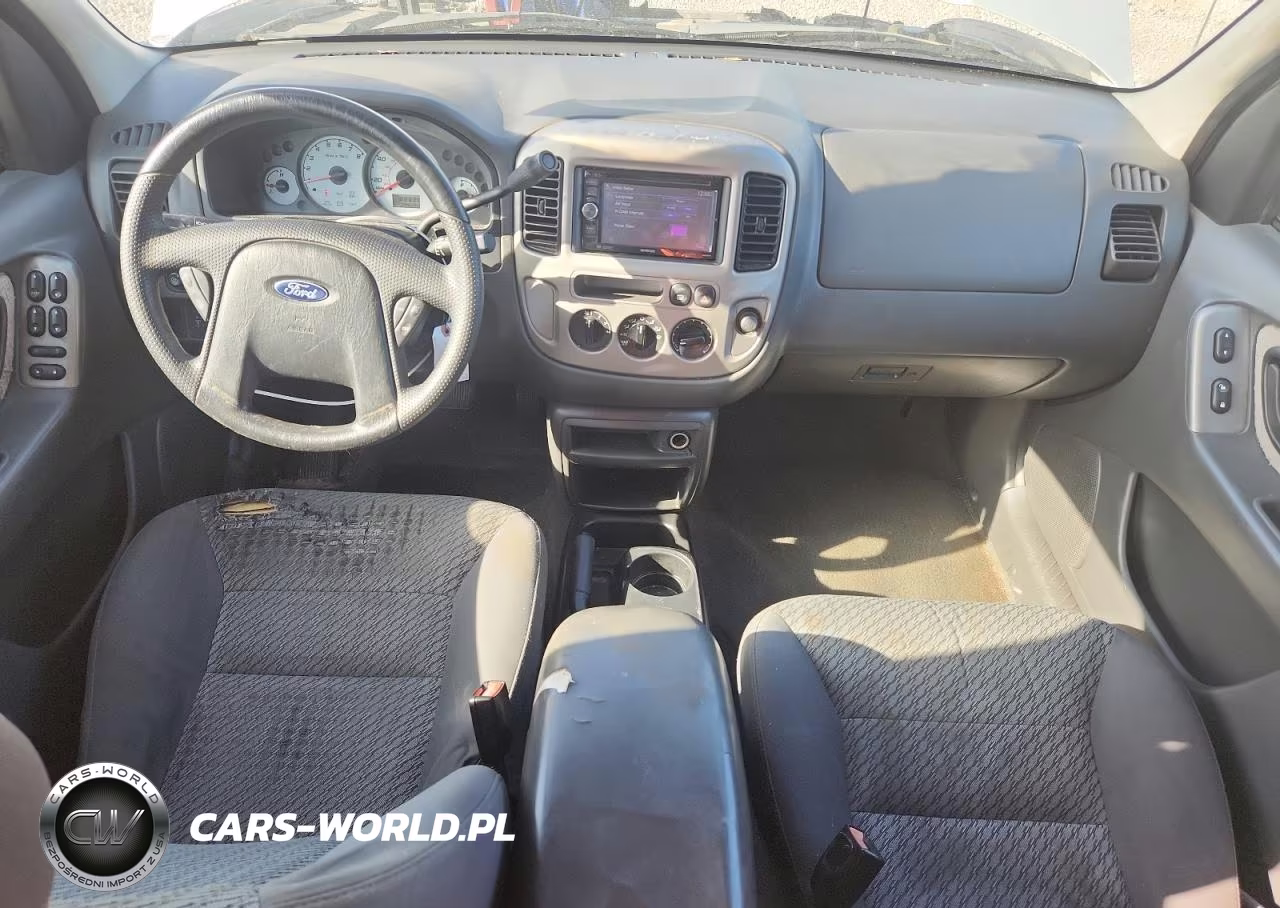 2004 Ford Escape VIN:1FMYU031X4KA15249 - 8