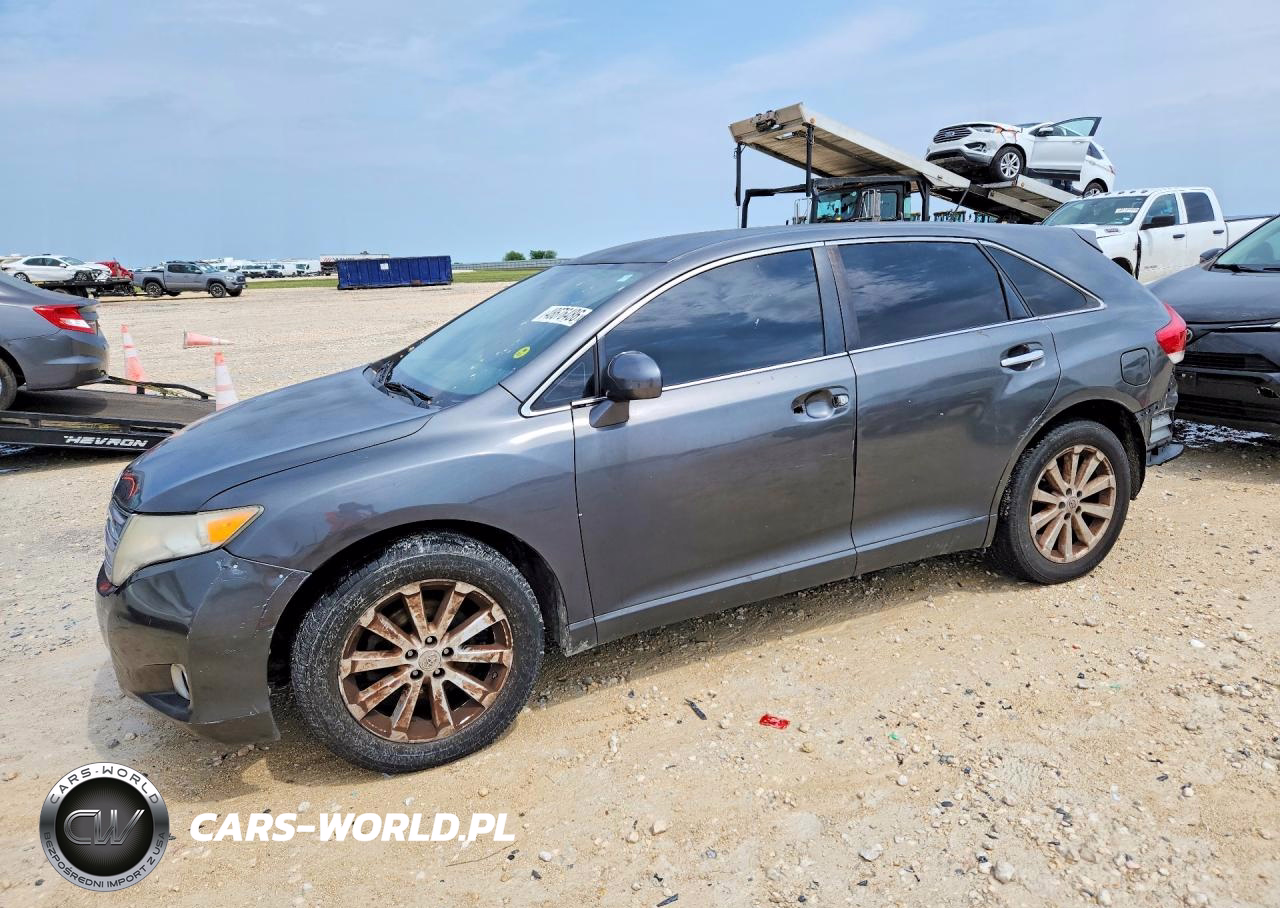 2012 Toyota Venza Le – zdjęcie 1 z 13