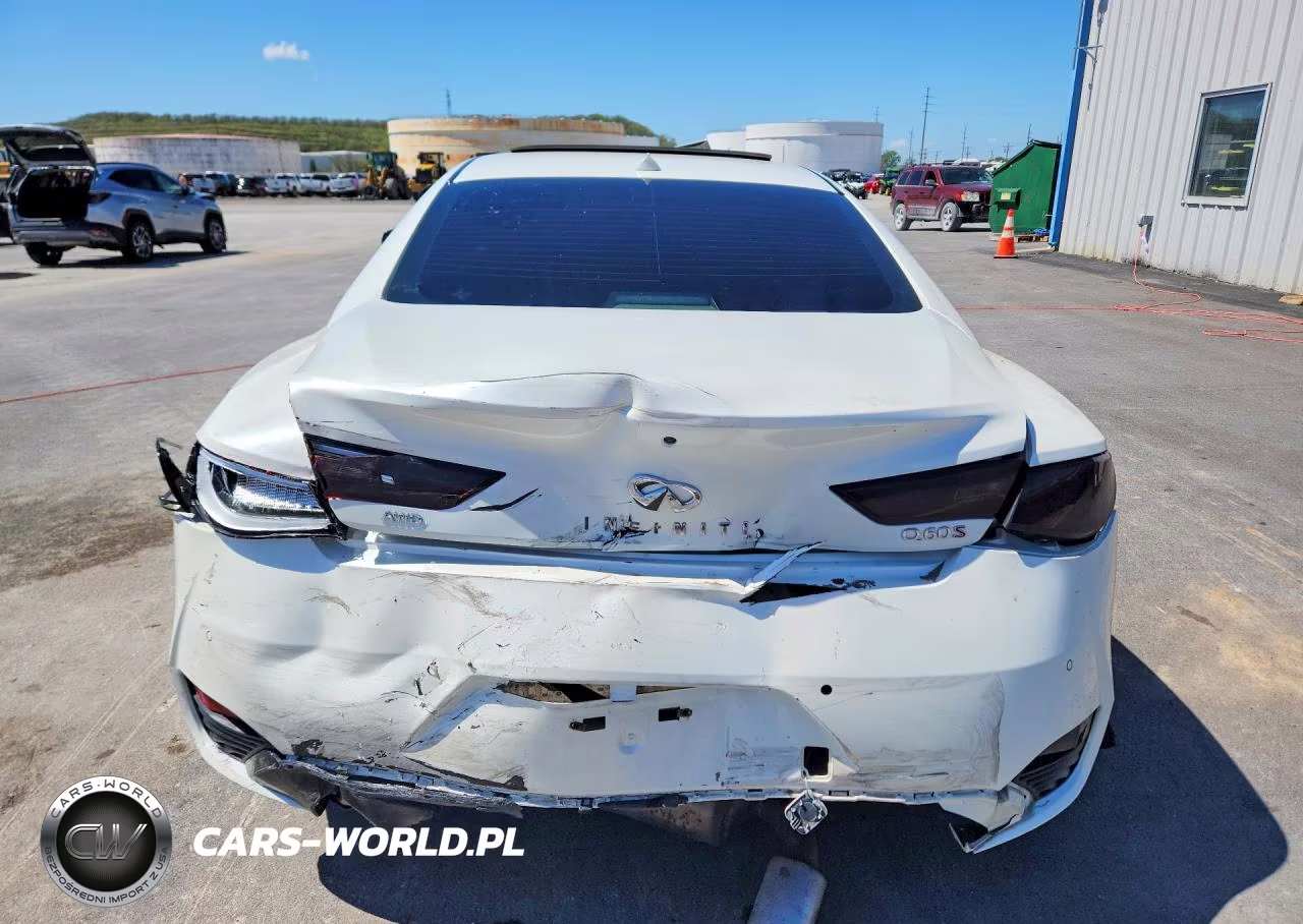 2017 Infiniti Q60 Red Sport 400 VIN:JN1FV7EL9HM701392 - 6