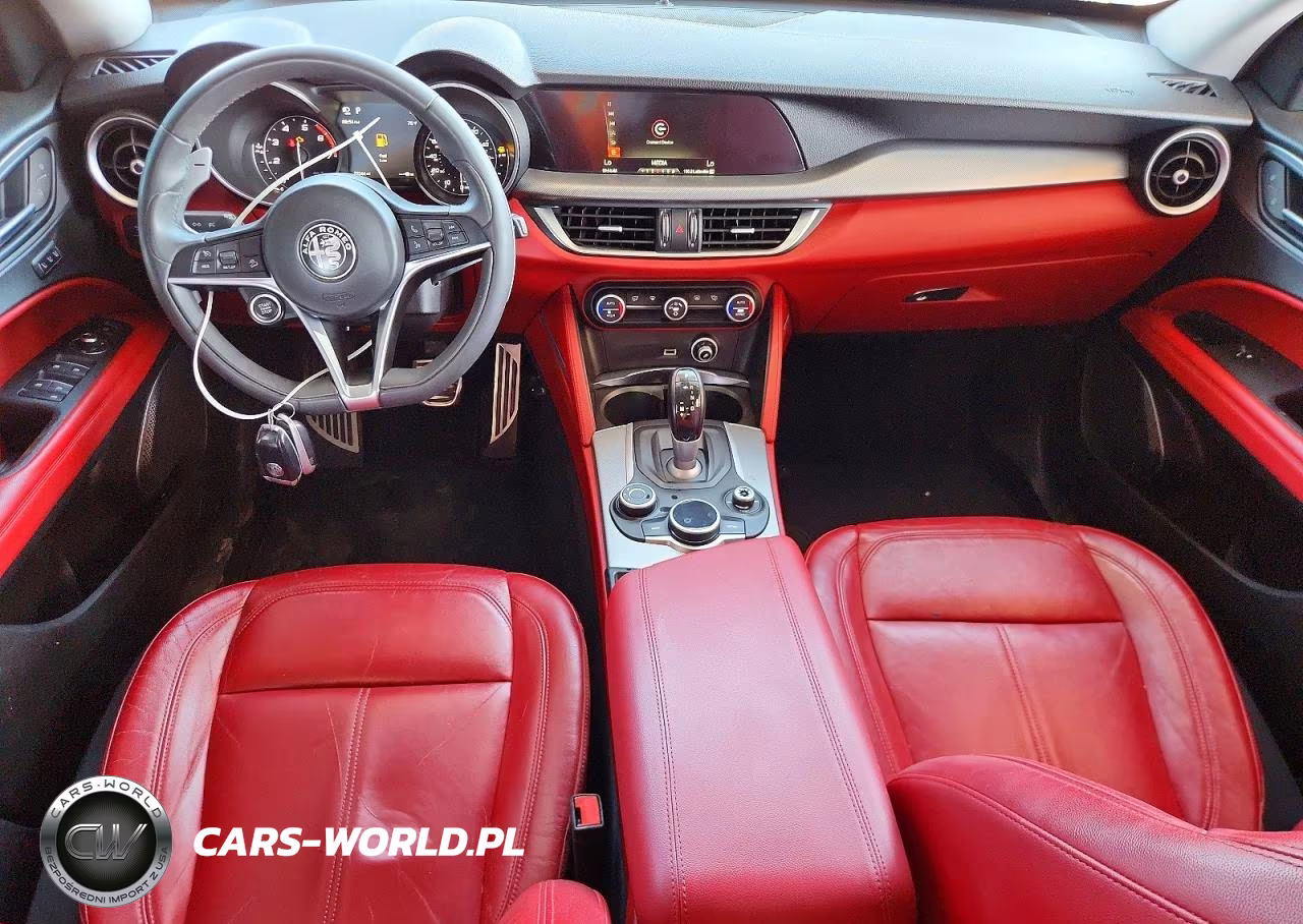 2018 Alfa Romeo Stelvio Sport VIN:ZASFAKPN7J7B82459 - 8