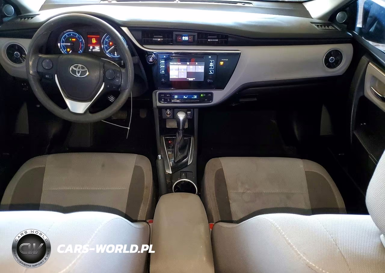 2017 Toyota Corolla Le VIN:2T1BURHE3HC958407 - 8