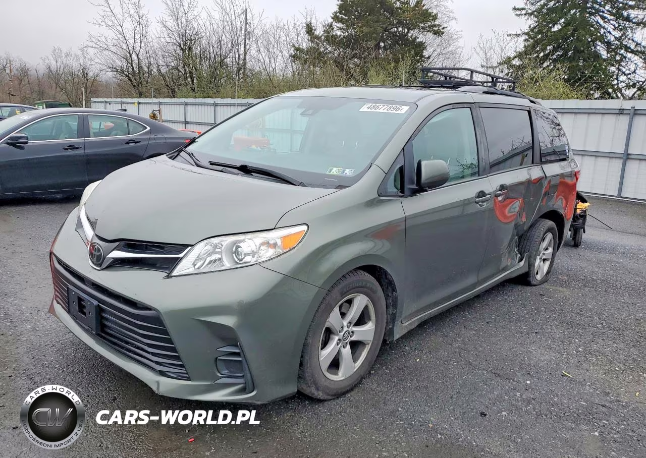 2020 Toyota Sienna Le 8-Passenger