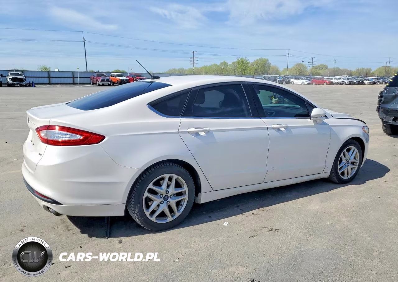 2015 Ford Fusion Se VIN:3FA6P0H74FR209859 - 3
